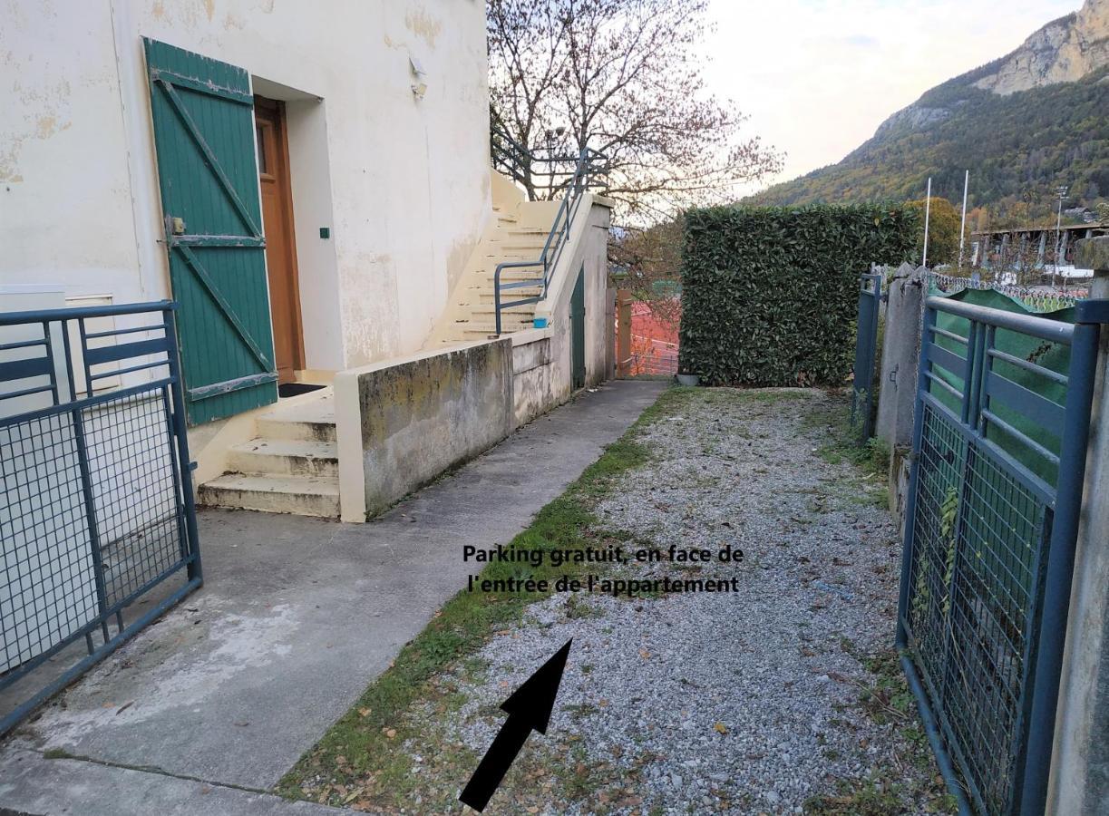 Le Manet - Appartement Proche Centre Ville - Parking Gratuit Bonneville Bagian luar foto