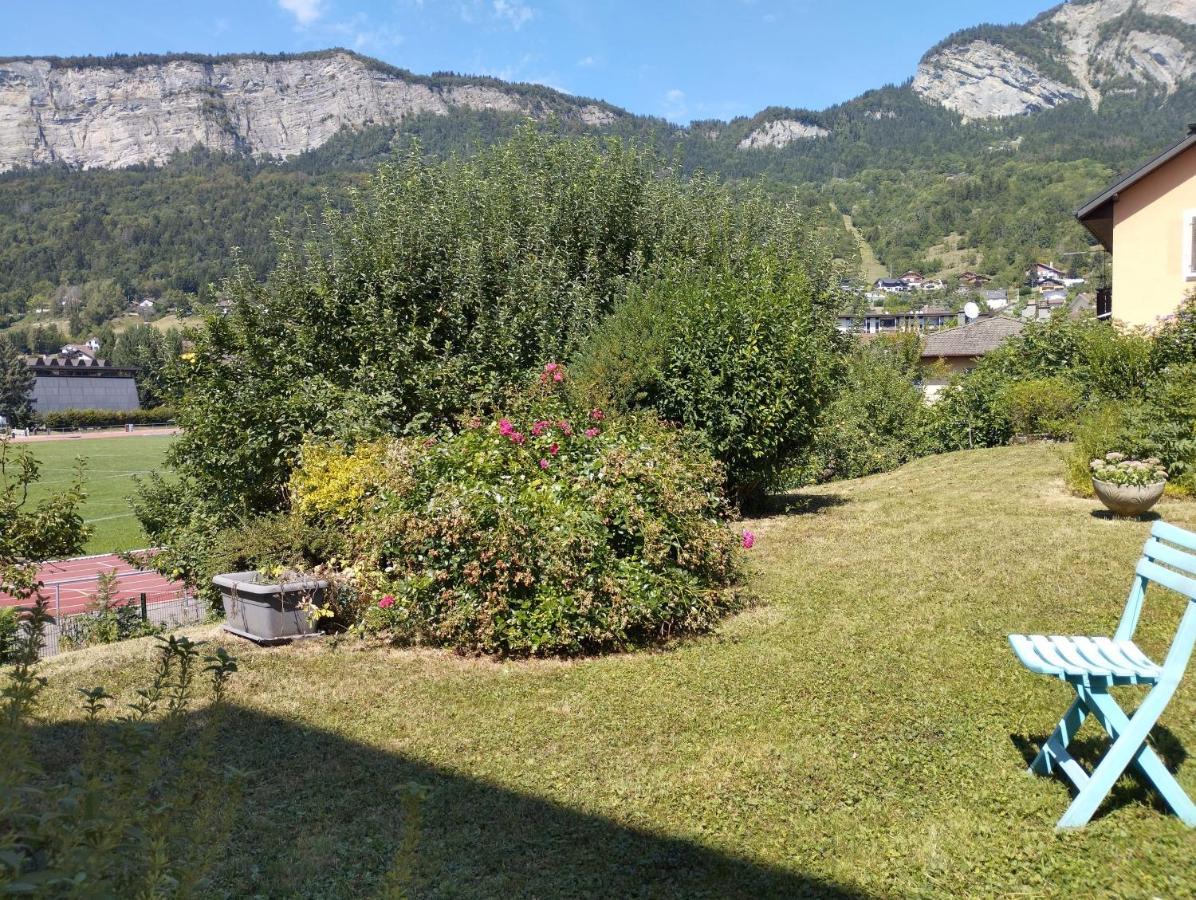 Le Manet - Appartement Proche Centre Ville - Parking Gratuit Bonneville Bagian luar foto